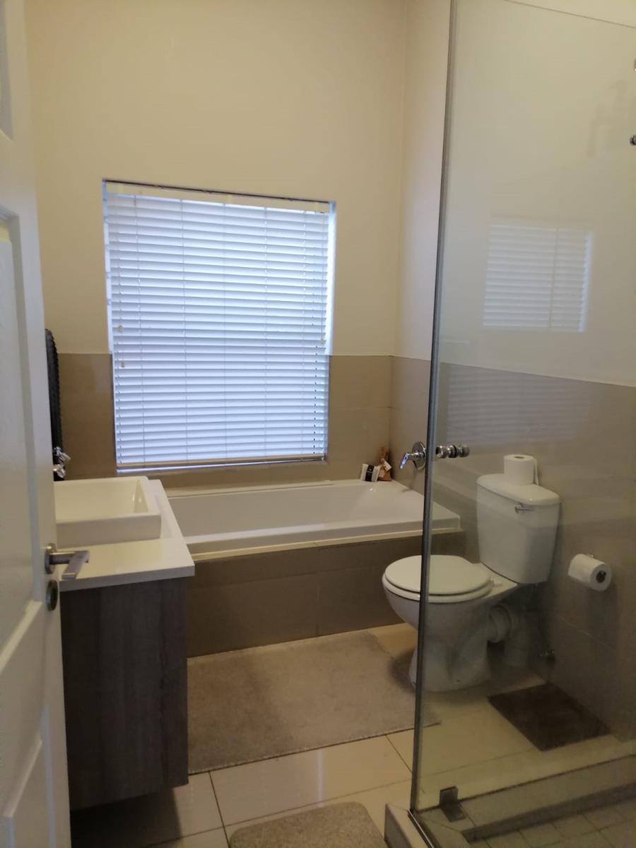 3 Bedroom Property for Sale in Heldervue Western Cape